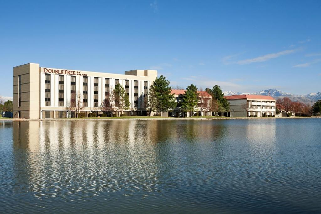 DoubleTree by Hilton Hotel Salt Lake City Airport Main image 1